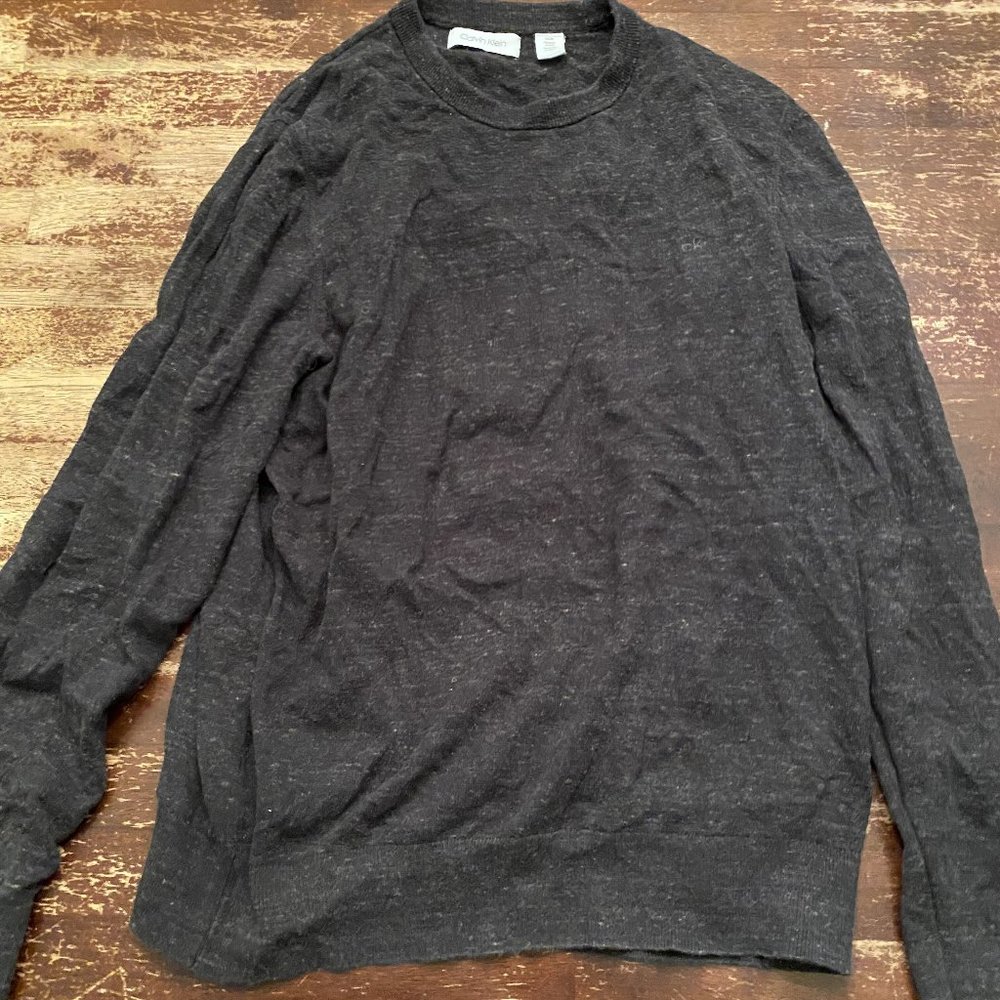 Crew Neck Calvin Klein Shirt/Sweater (Small)